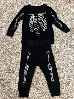 Old Navy Black & White Skeleton Pajama Set for Kids